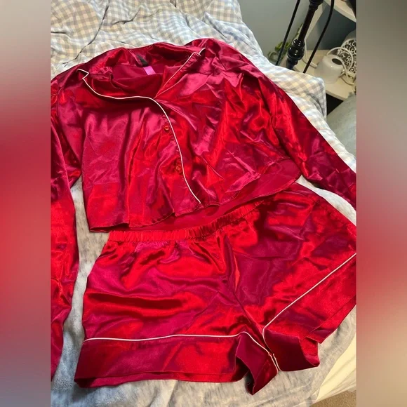 Pajama Sets - Picture 4 of 6